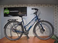 Trek DISTRICT 3 8 versnellingen met Hydraulische schijfremmen en Naafdynamo