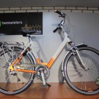 Gazelle MURCIA 24 versnellingen met V-Brakes, Verende voorvork, verende zadelpen en batterijverlichting