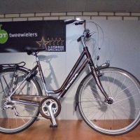 Koga PROMINENCE 27 versnellingen met V-Brakes, Naafdynamo, verende voorvork en verende zadelpen